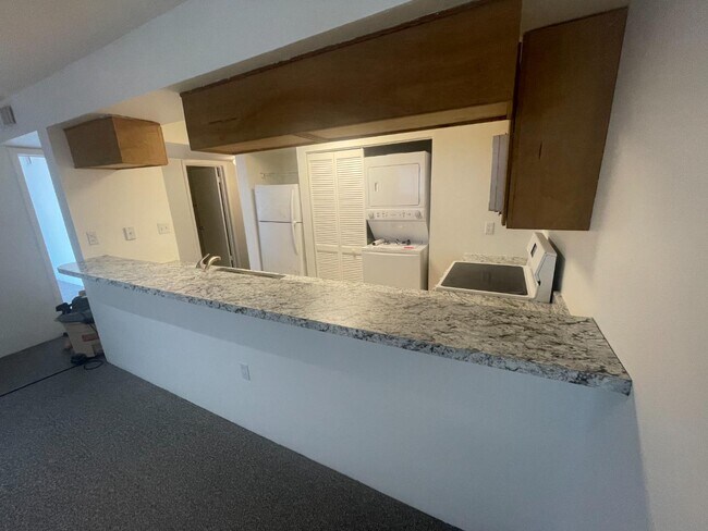 Building Photo - 3930 S Roosevelt Blvd