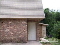 Building Photo - 1151 Lake Dr