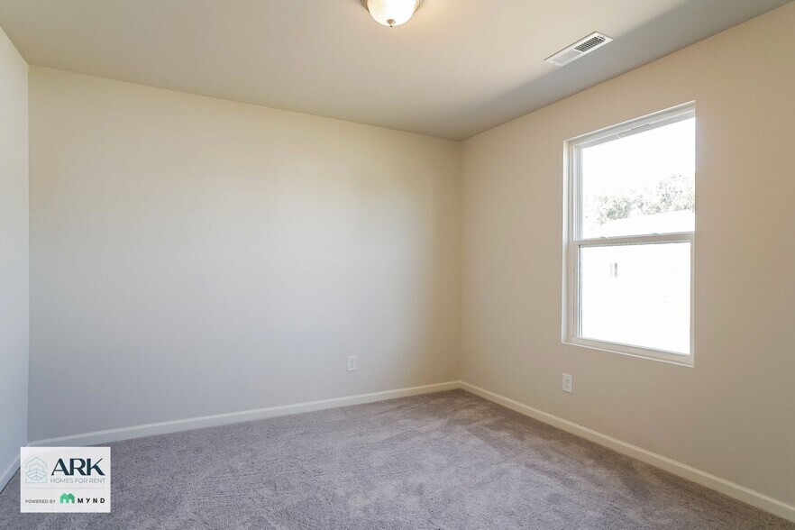 Building Photo - 314 Spencer Dr