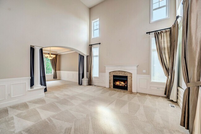 Building Photo - 4 bed 3 bath plus bonus room in Bothell