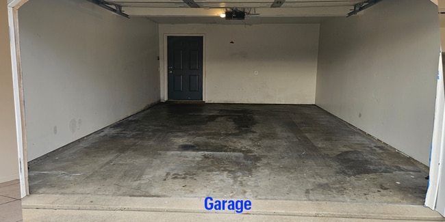 Building Photo - 115 Longacre Dr