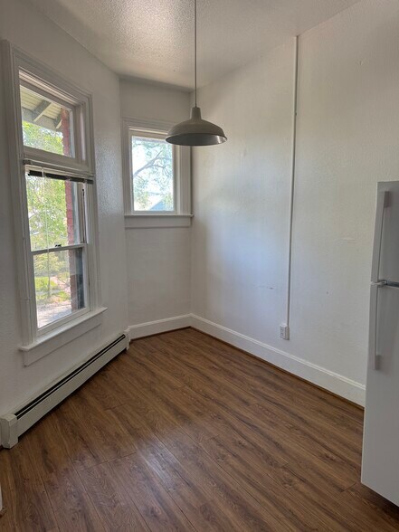 Building Photo - 1211 Lipan St