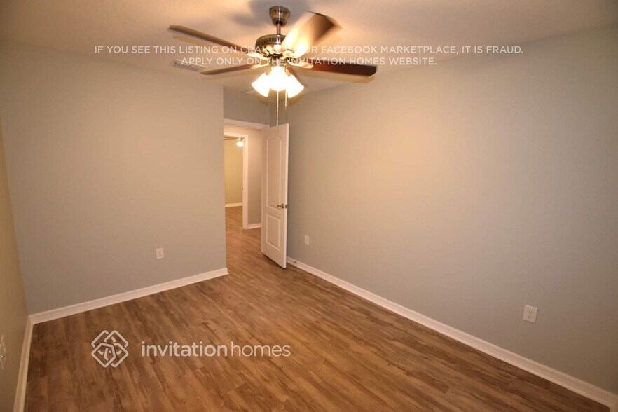Building Photo - 4718 Birdsong Dr