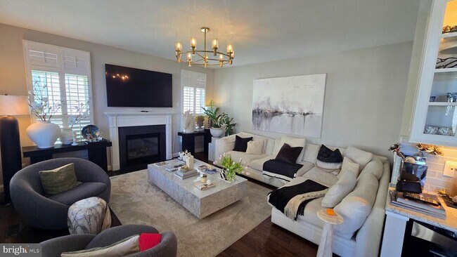 Building Photo - 47400 River Crest St