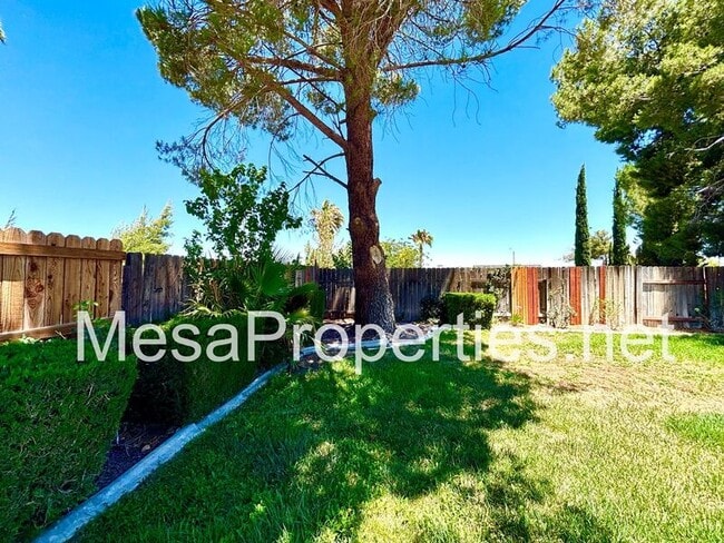 Building Photo - 14182 Liberty Way