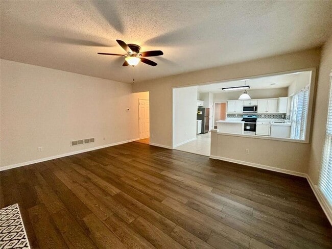 Building Photo - 10920 Glenbarr Dr