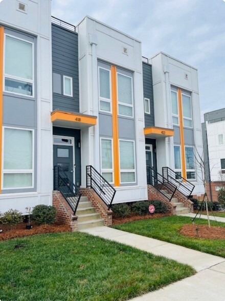 Building Photo - 418 Southend Crossing Ln