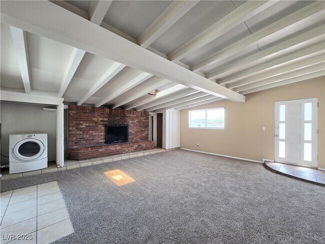 Building Photo - 713 N 18th St
