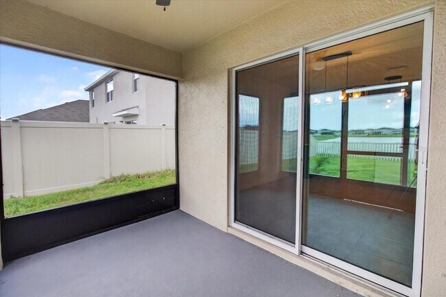 Building Photo - 3084 Living Coral St