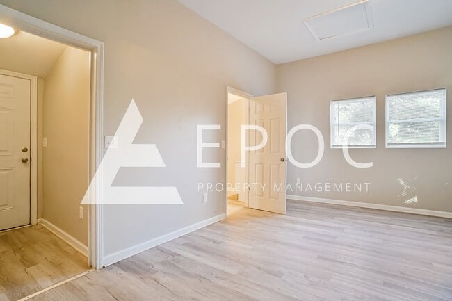 Building Photo - 4013 Markwood Rd