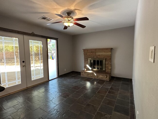 Building Photo - 8745 Isola Dr