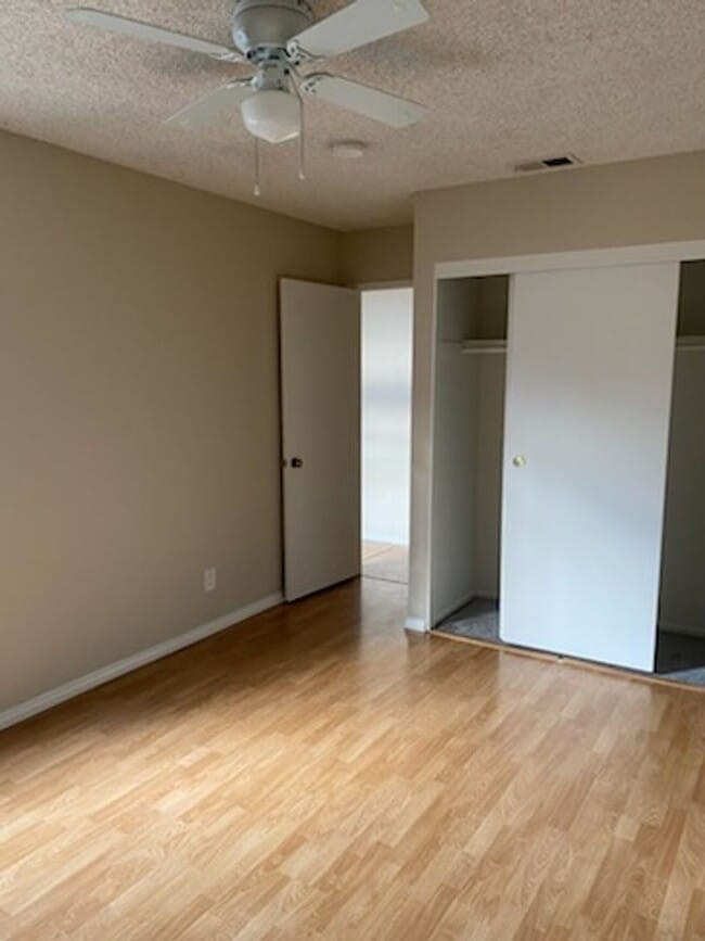 Building Photo - Beautiful 2 Bed 2 Bath condo in Pomona
