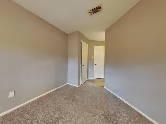 Building Photo - 22203 Barrygate Cir