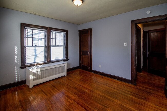Building Photo - 205 S College Ave