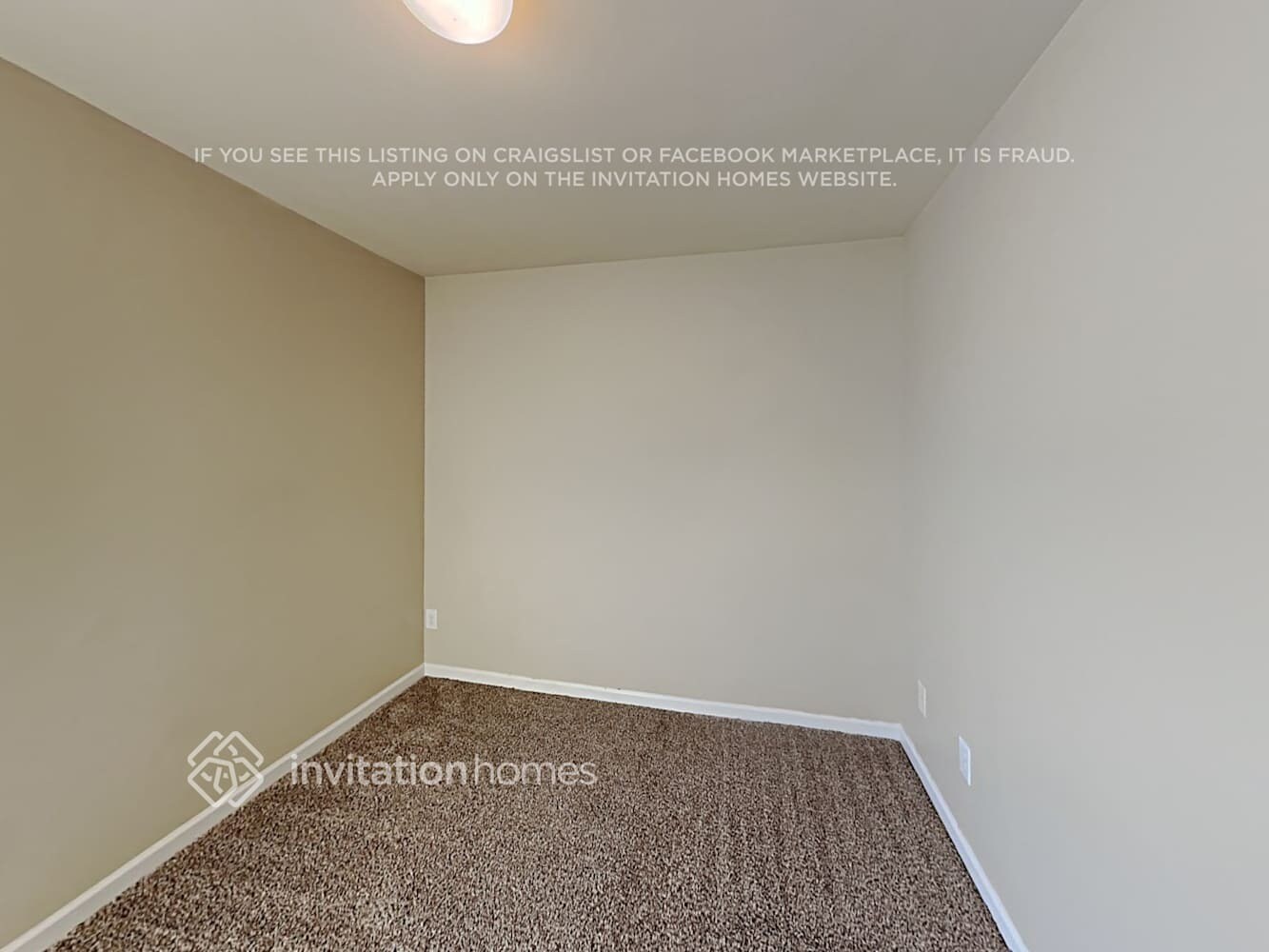 Building Photo - 117 Rockefeller Ln