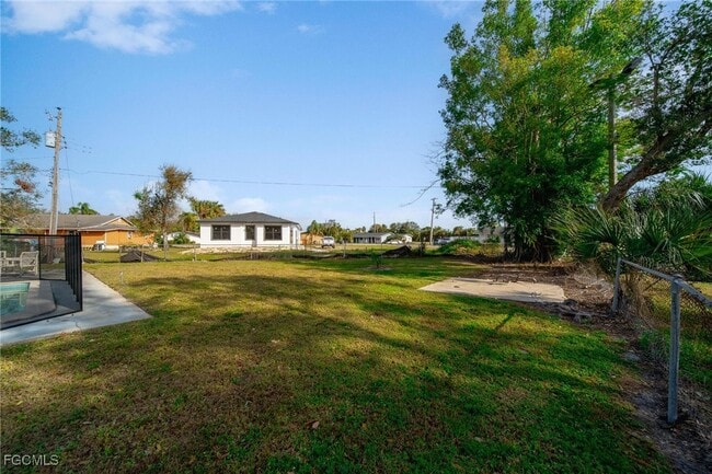 Building Photo - 3574 Seminole Ave