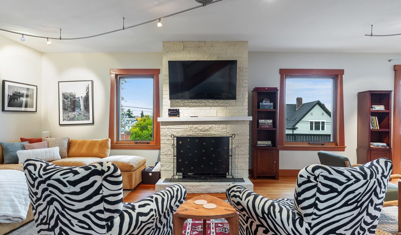 Building Photo - 173 Aloha St