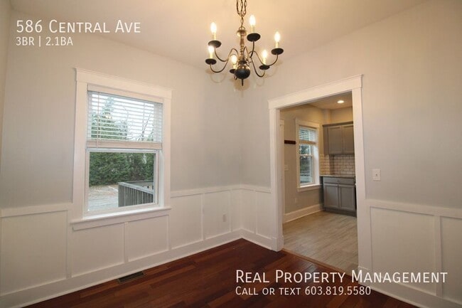 Building Photo - 586 Central Ave