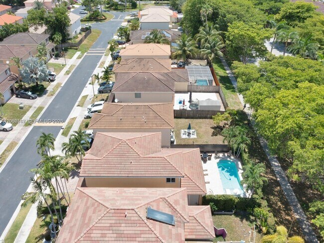Building Photo - 8956 SW 215th Ln