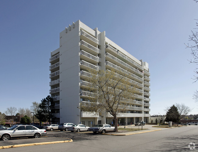 Building Photo - Syracuse Plaza