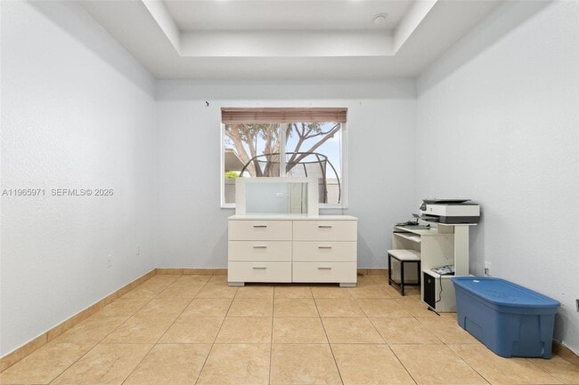 Building Photo - 2328 NE 37th Terrace