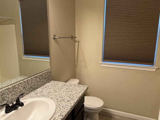 Building Photo - 4321 Paulson Ln