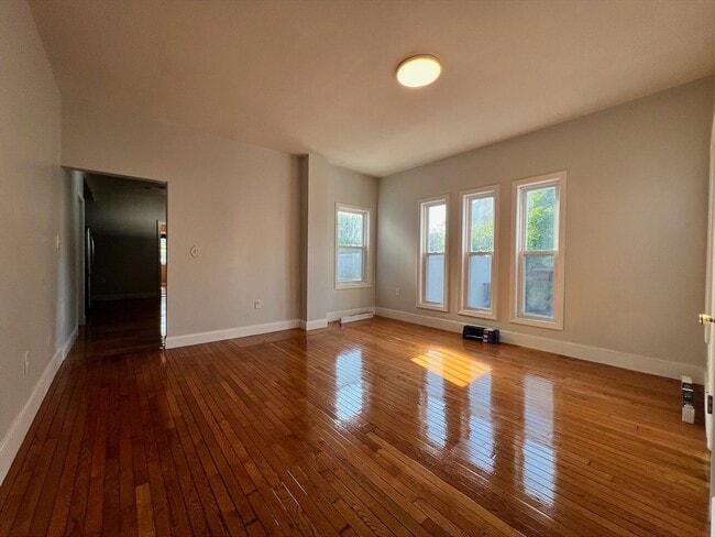 Building Photo - 264 Belmont Ave