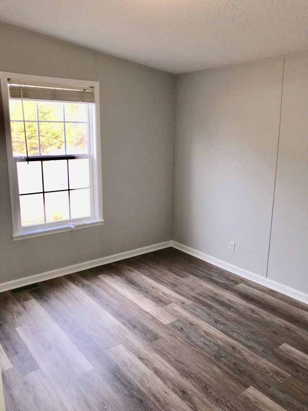 Building Photo - 2368 Beth Haven Church Rd