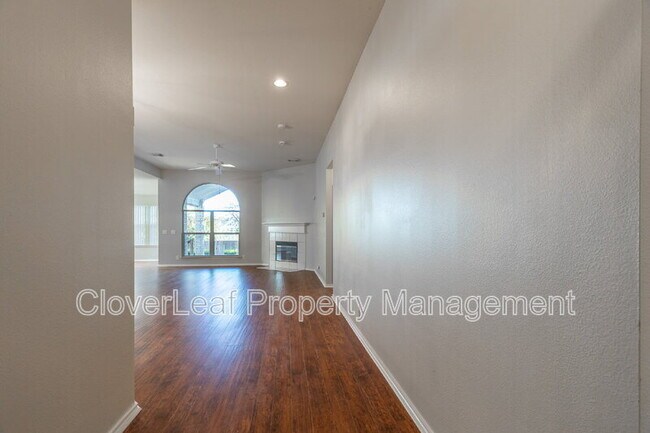 Building Photo - 21519 Rio Comal