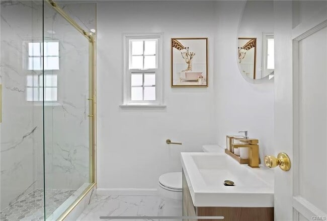 Primary Photo - 13831 Bessemer St