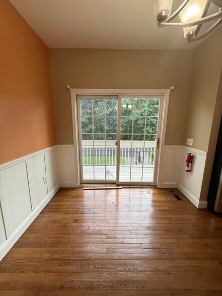 Building Photo - 20 Hudson Cir