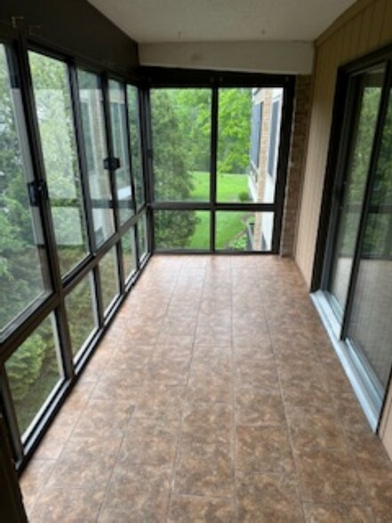 Building Photo - 227 Canal Park Dr