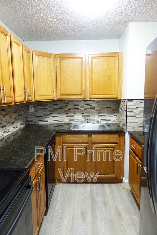 Building Photo - 505 NW 72nd Ave