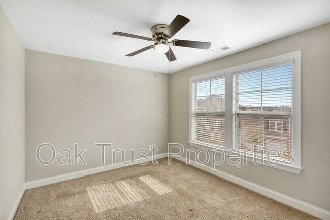 Building Photo - 4120 Rigsby Ln