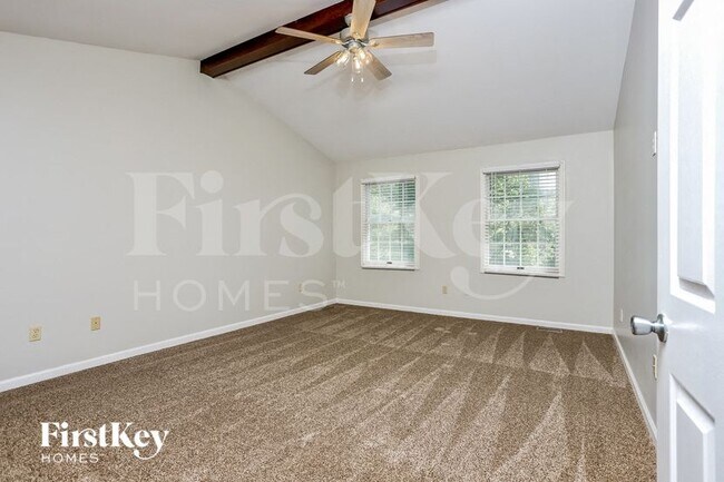 Building Photo - 16030 Surfview Ct