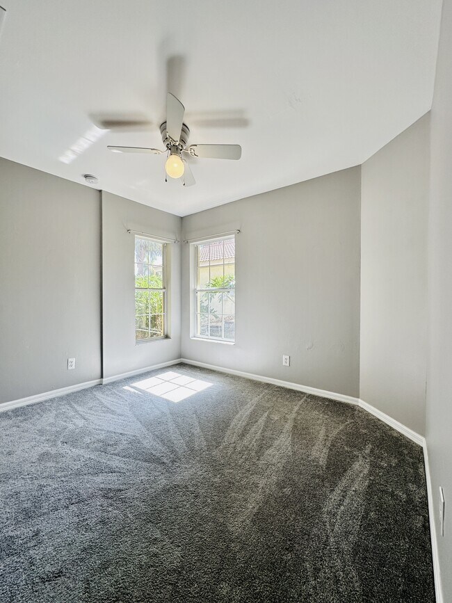 Building Photo - 9375 Aegean Cir