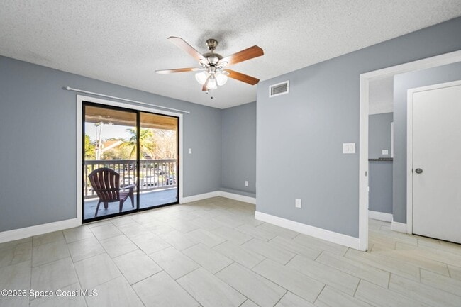 Building Photo - 225 S Tropical Trail