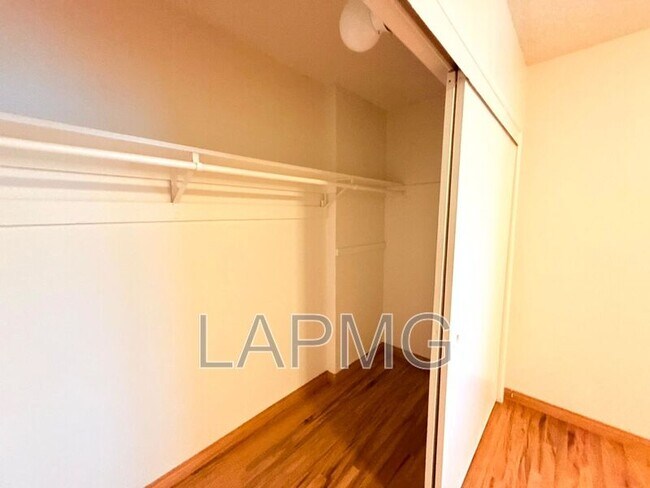 Building Photo - 12325 Riverside Dr