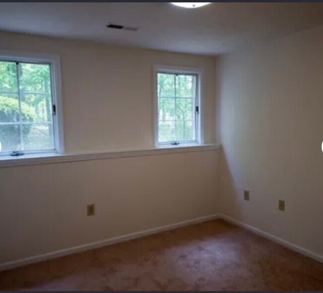 Building Photo - 3206 Matilda Cv