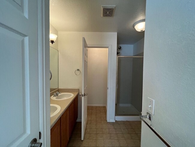 Building Photo - 3221 San Marco Ave