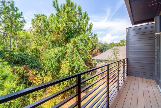 Building Photo - 154 Blue Eden Lp