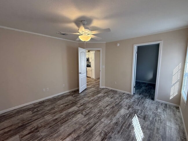 Building Photo - 4 Tahitian Dr