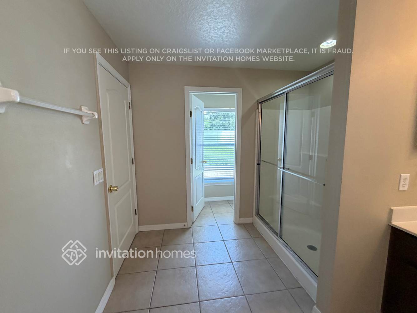 Building Photo - 1129 Hacienda Cir