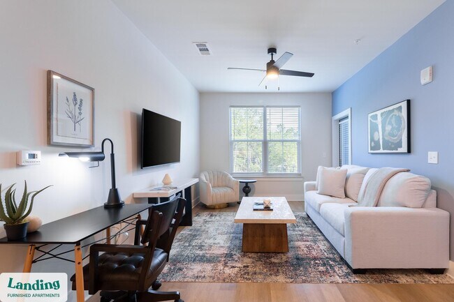 Building Photo - 435 Encore Way