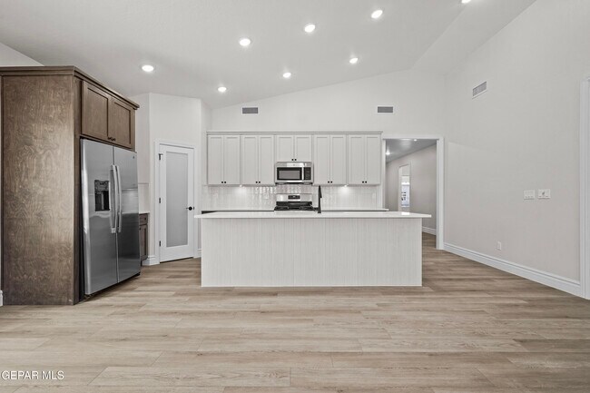 Building Photo - 15149 Ambition Ave