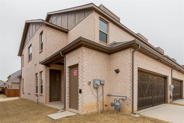 Building Photo - 915 Ponds Edge Ln