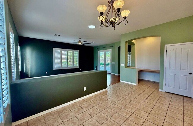 Building Photo - 5916 W Fetlock Trail