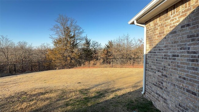 Building Photo - 18060 Lantana Lp