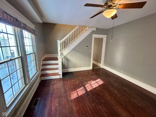 Building Photo - 235 N Oxford St