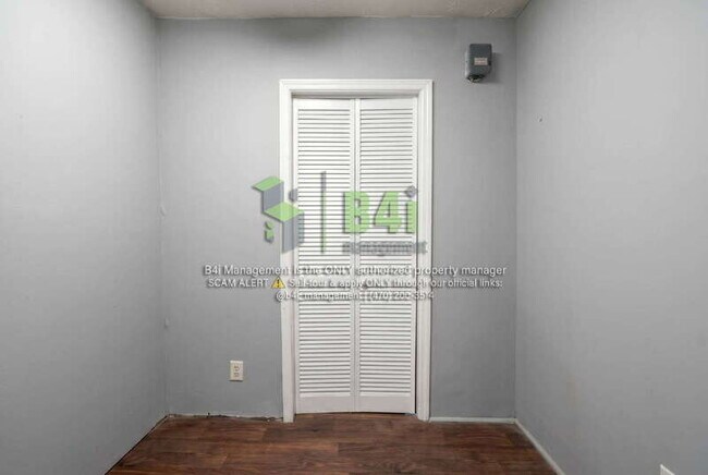 Building Photo - 10346 Wisteria Ln